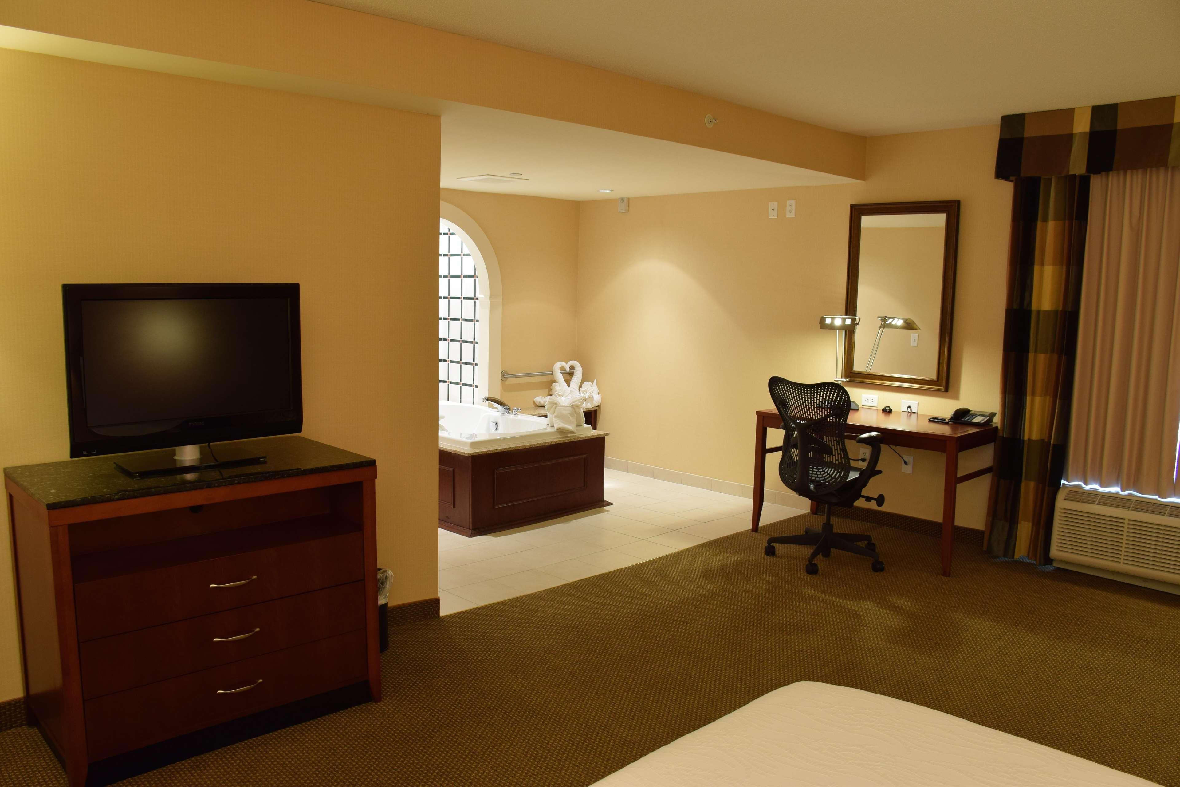 Hilton Garden Inn Dayton/ Биверкрик Экстерьер фото