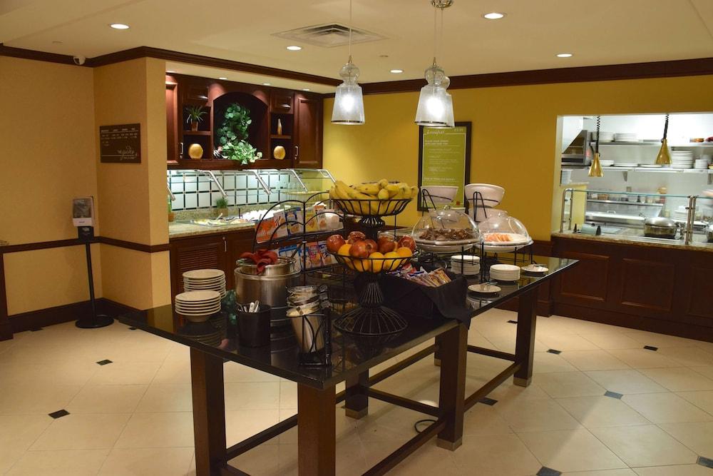 Hilton Garden Inn Dayton/ Биверкрик Экстерьер фото